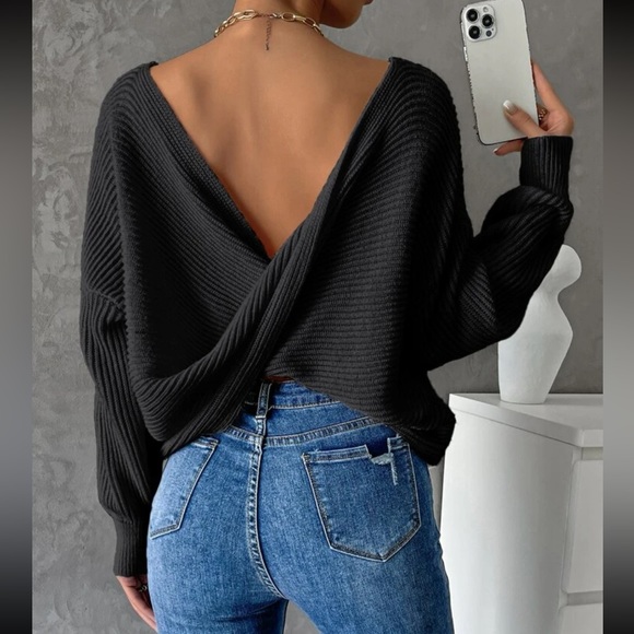 Sweaters - Boho twist back ribbed knit sweater top
